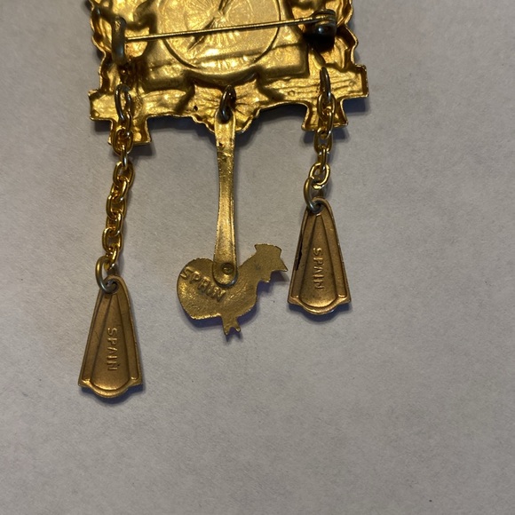 Vintage Spain Gold Tone Cuckoo Clock Brooch Pin - Picture 6 of 16